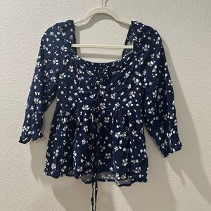 Floral 3/4 sleeve top